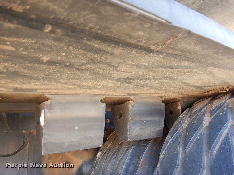 image for item DF8120 1992 Caterpillar Challenger 65B  tractor