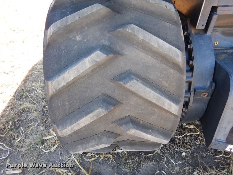 image for item DF8120 1992 Caterpillar Challenger 65B  tractor