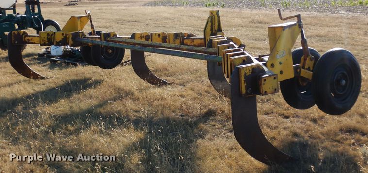 image for item DF8149 Big Ox  V-ripper