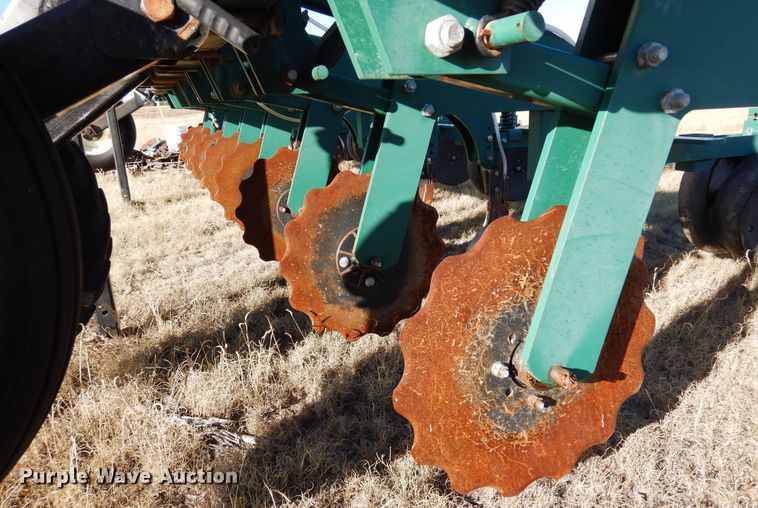 image for item DF8150 Moore-built  strip-till