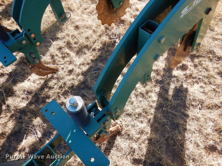 image for item DF8150 Moore-built  strip-till