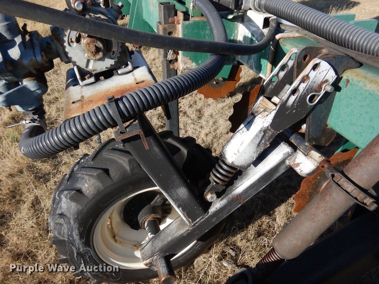 image for item DF8150 Moore-built  strip-till