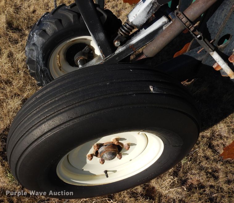 image for item DF8150 Moore-built  strip-till