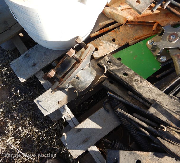 image for item DF8150 Moore-built  strip-till