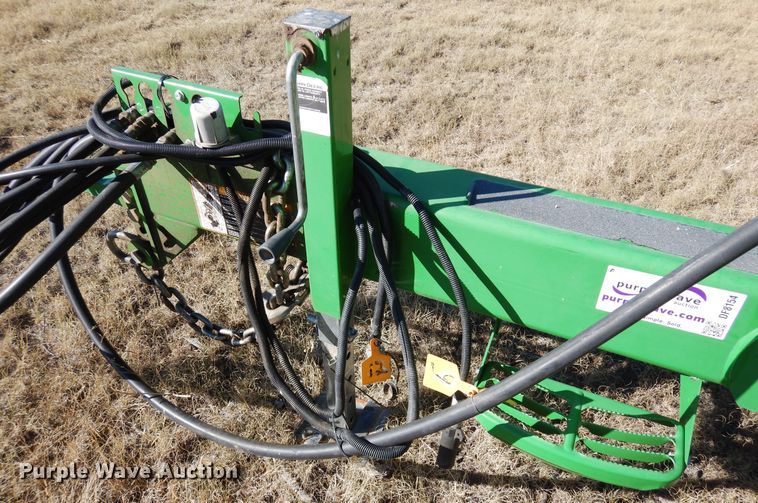 image for item DF8154 2010 John Deere 1890  air seeder