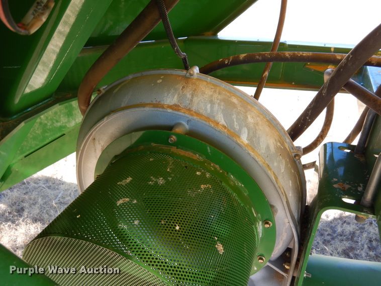 image for item DF8154 2010 John Deere 1890  air seeder