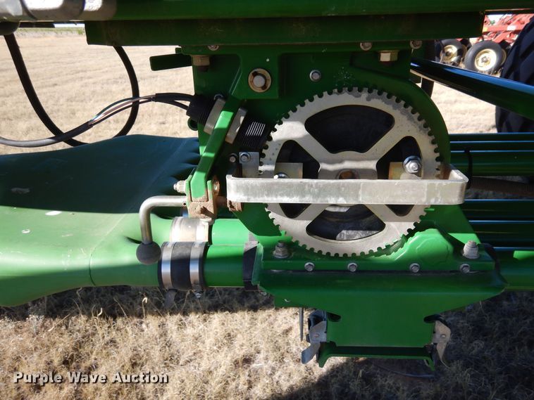 image for item DF8154 2010 John Deere 1890  air seeder