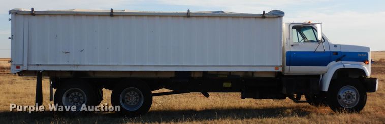 image for item DF8159 1988 GMC TopKick  grain truck