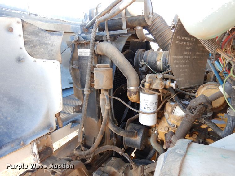 image for item DF8159 1988 GMC TopKick  grain truck