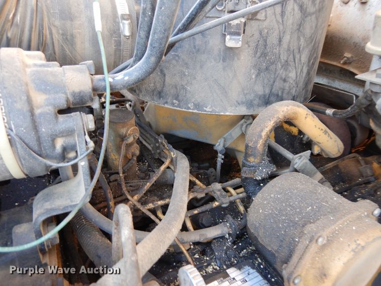 image for item DF8159 1988 GMC TopKick  grain truck