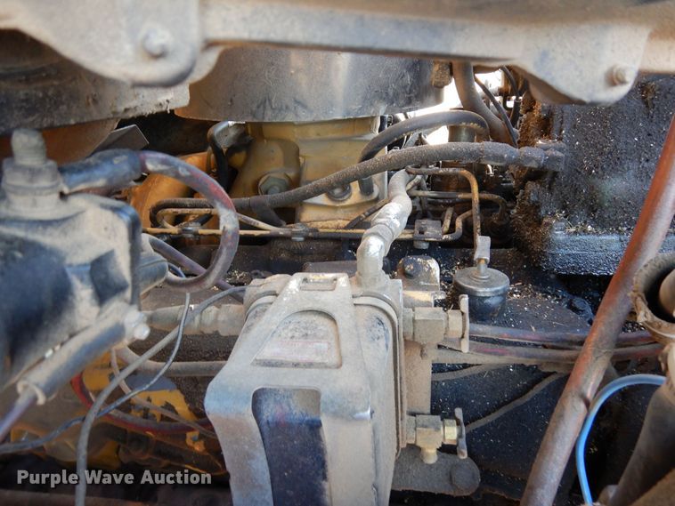 image for item DF8159 1988 GMC TopKick  grain truck