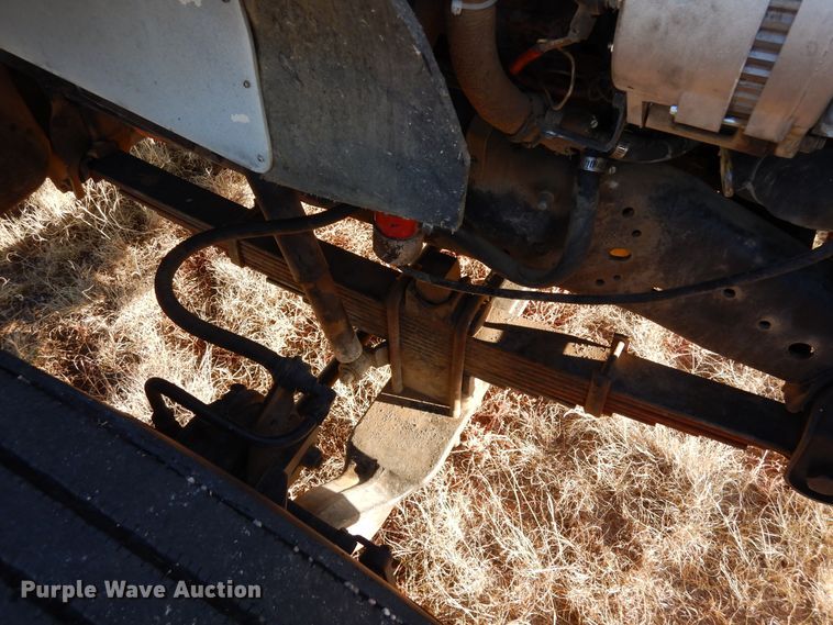 image for item DF8159 1988 GMC TopKick  grain truck