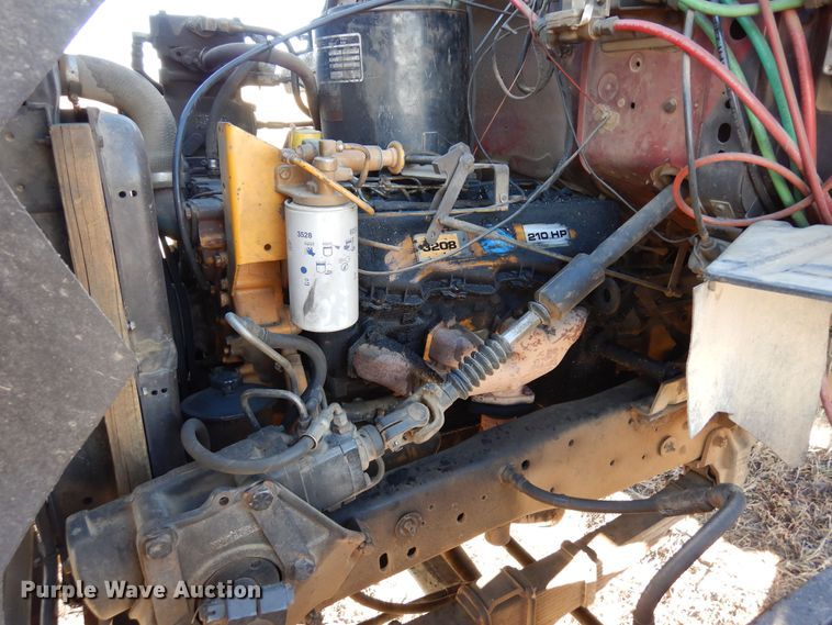 image for item DF8160 1979 Ford 7000  grain truck