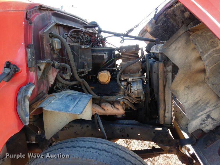 image for item DF8160 1979 Ford 7000  grain truck