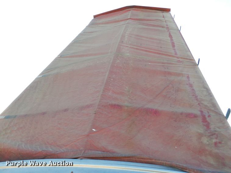 image for item DF8160 1979 Ford 7000  grain truck