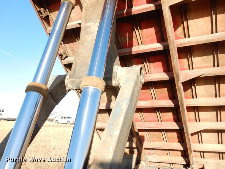 image for item DF8160 1979 Ford 7000  grain truck