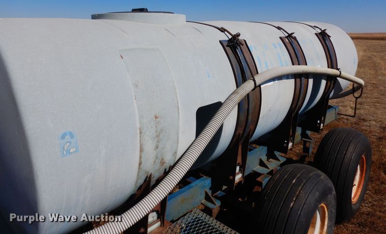 image for item DF8163 Duo Lift  nurse tank trailer