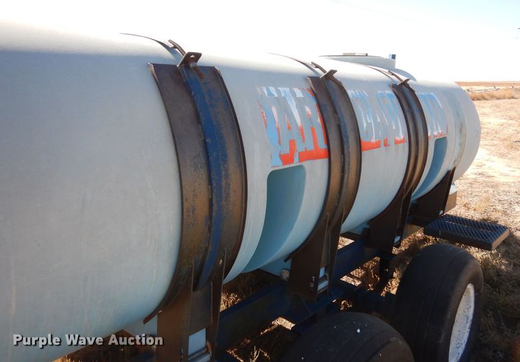 image for item DF8163 Duo Lift  nurse tank trailer