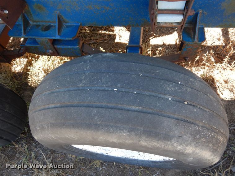 image for item DF8163 Duo Lift  nurse tank trailer