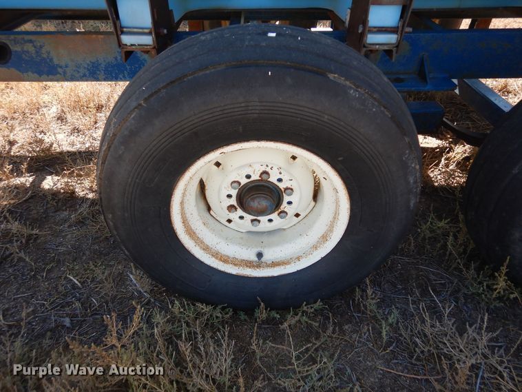 image for item DF8163 Duo Lift  nurse tank trailer