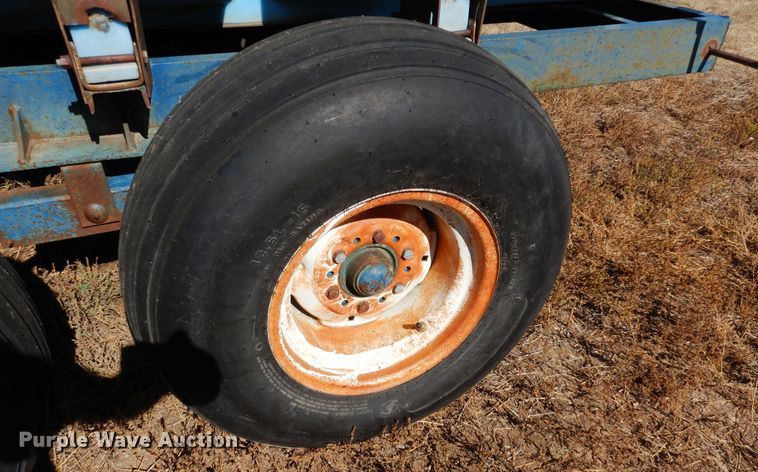 image for item DF8163 Duo Lift  nurse tank trailer