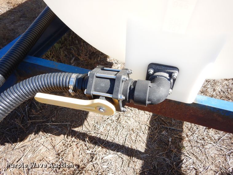 image for item DF8164 Duo Lift  nurse tank trailer