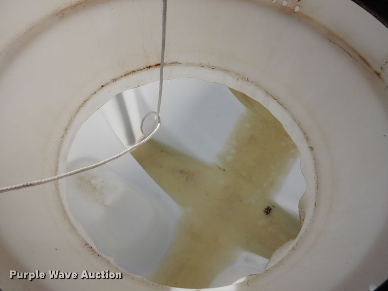 image for item DF8164 Duo Lift  nurse tank trailer