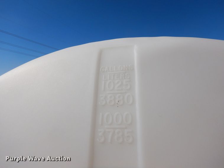 image for item DF8164 Duo Lift  nurse tank trailer