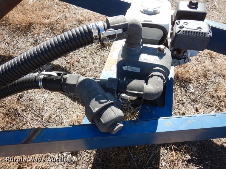 image for item DF8164 Duo Lift  nurse tank trailer