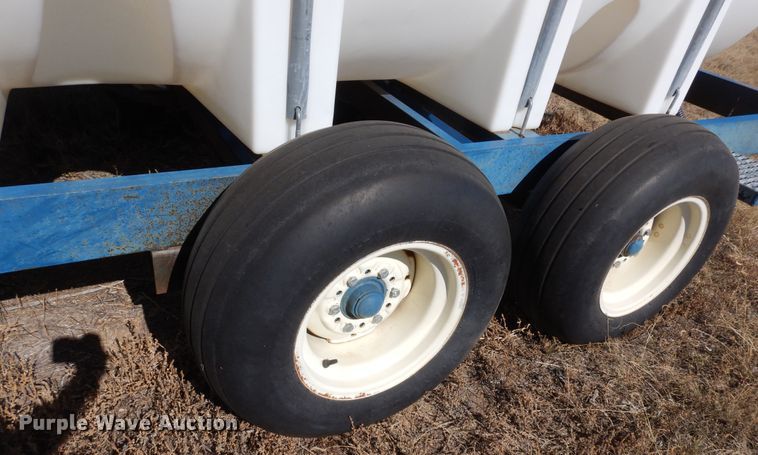 image for item DF8164 Duo Lift  nurse tank trailer