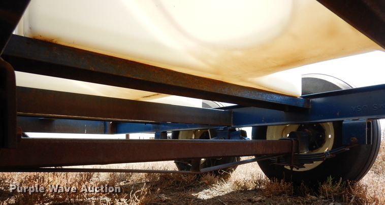 image for item DF8164 Duo Lift  nurse tank trailer