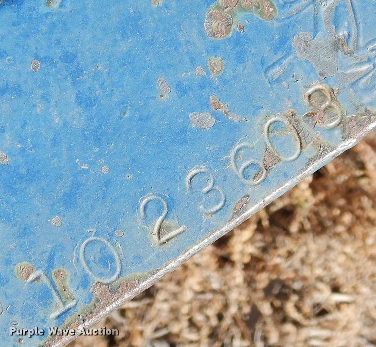 image for item DF8164 Duo Lift  nurse tank trailer