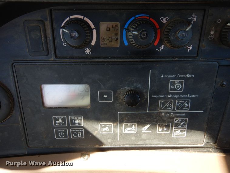 image for item DF8166 2009 John Deere 8130  MFWD tractor