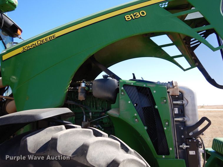 image for item DF8166 2009 John Deere 8130  MFWD tractor
