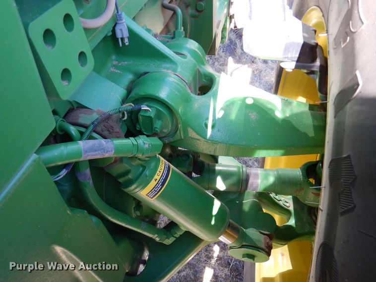 image for item DF8166 2009 John Deere 8130  MFWD tractor