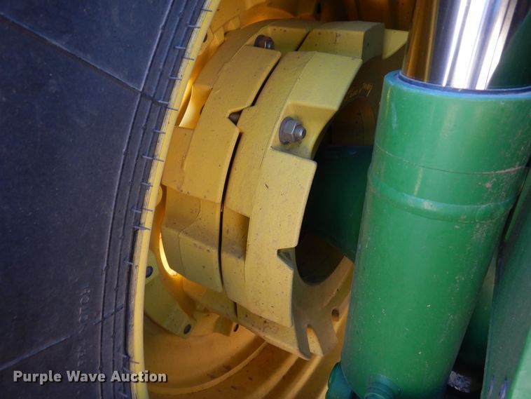 image for item DF8166 2009 John Deere 8130  MFWD tractor