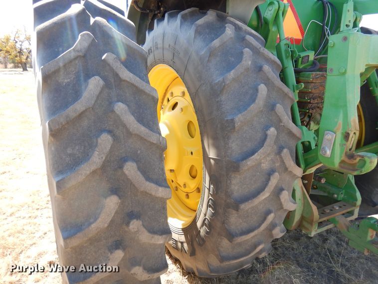 image for item DF8166 2009 John Deere 8130  MFWD tractor