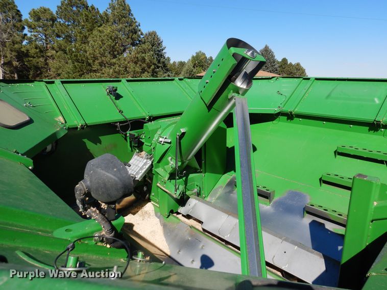 image for item DF8170 2011 John Deere 9770 STS  combine