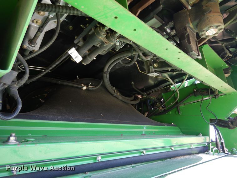 image for item DF8170 2011 John Deere 9770 STS  combine