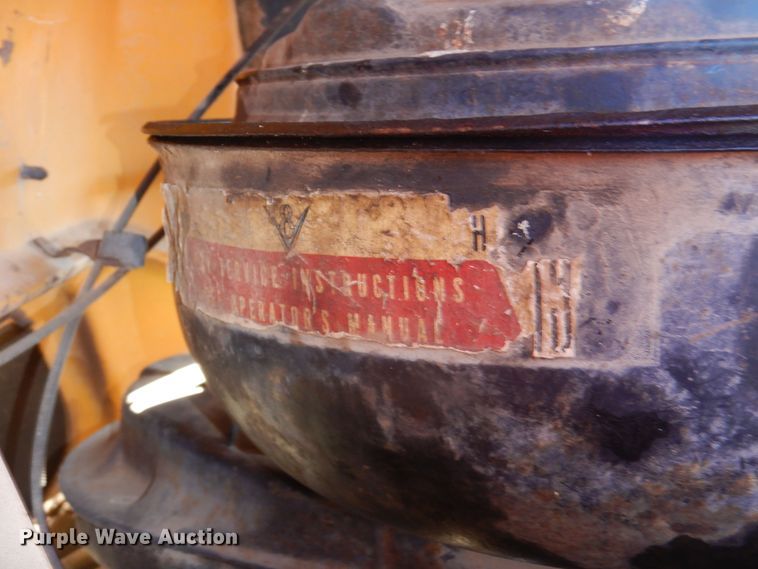 image for item DF8171 1966 Ford 600  grain truck