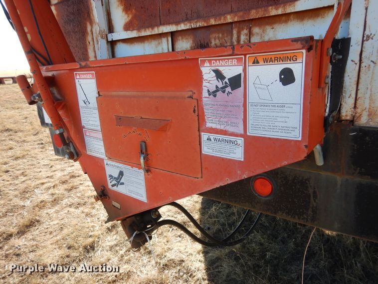 image for item DF8171 1966 Ford 600  grain truck