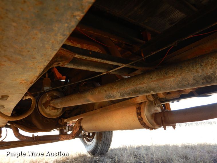 image for item DF8171 1966 Ford 600  grain truck