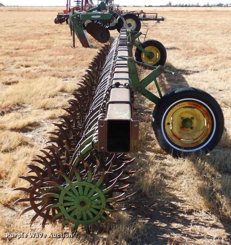 image for item DF8198 John Deere 400  rotary hoe