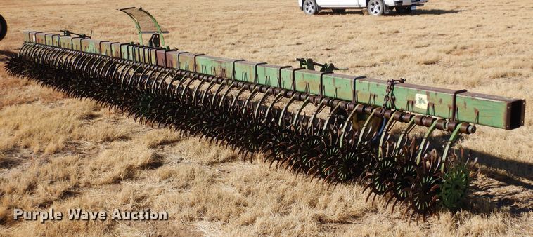 image for item DF8198 John Deere 400  rotary hoe