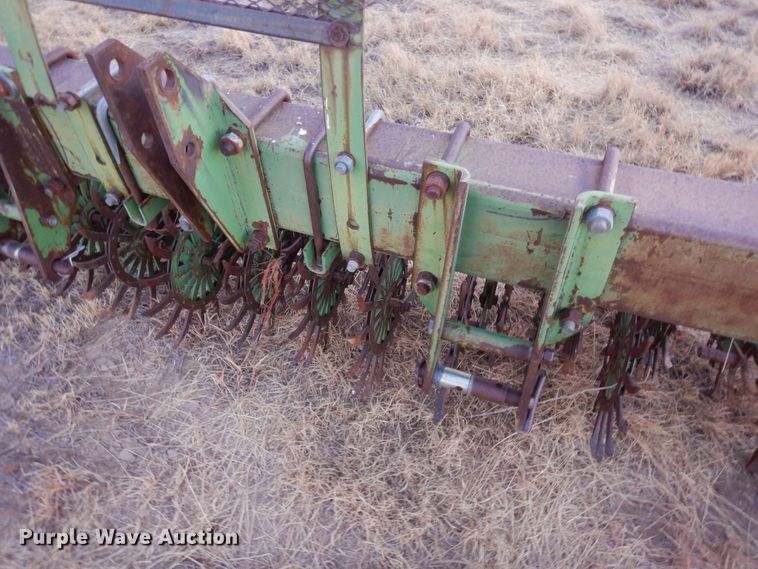 image for item DF8198 John Deere 400  rotary hoe