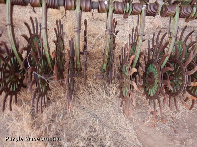 image for item DF8198 John Deere 400  rotary hoe