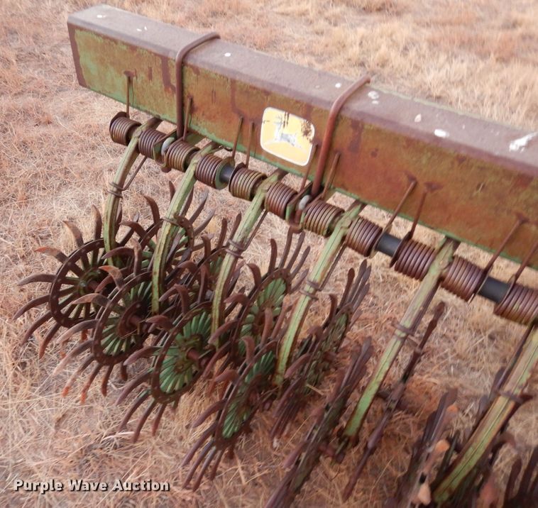 image for item DF8198 John Deere 400  rotary hoe