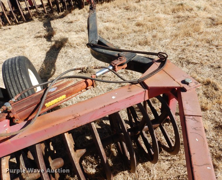 image for item DF8202 Sterling  soil packer