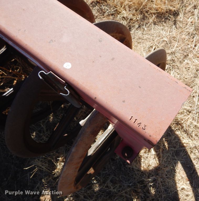 image for item DF8202 Sterling  soil packer