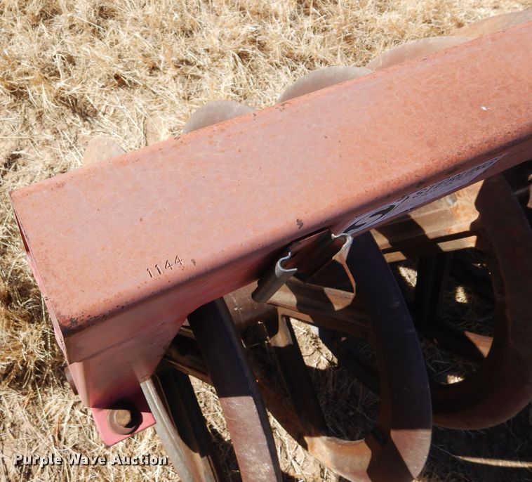 image for item DF8202 Sterling  soil packer